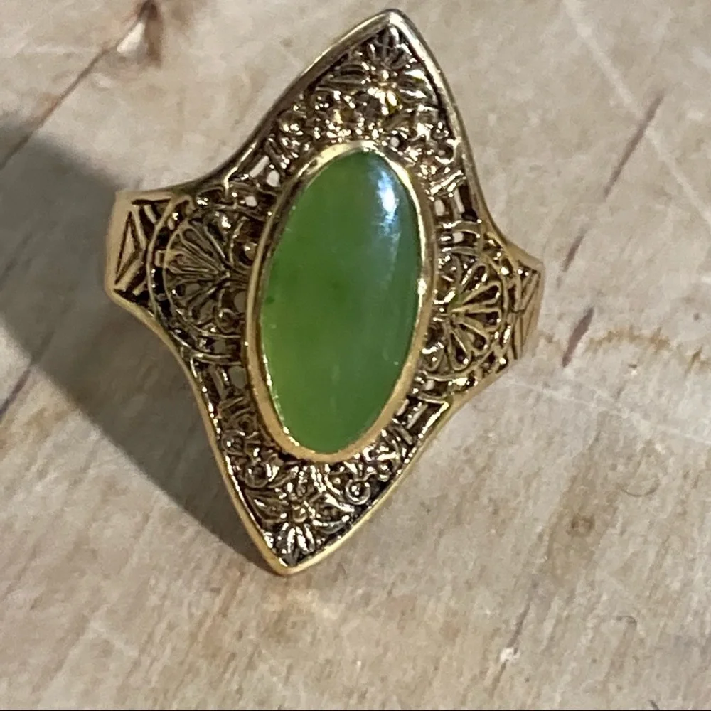 Seta Vintage long oval cabochon jade antiqued gold filigree ring sz 9